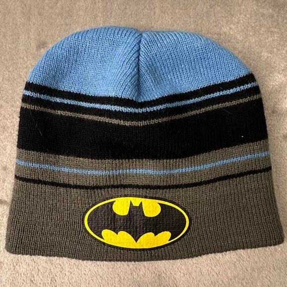 DC Comics Batman Logo Blue & Grey Knitted Beanie - Picture 1 of 3